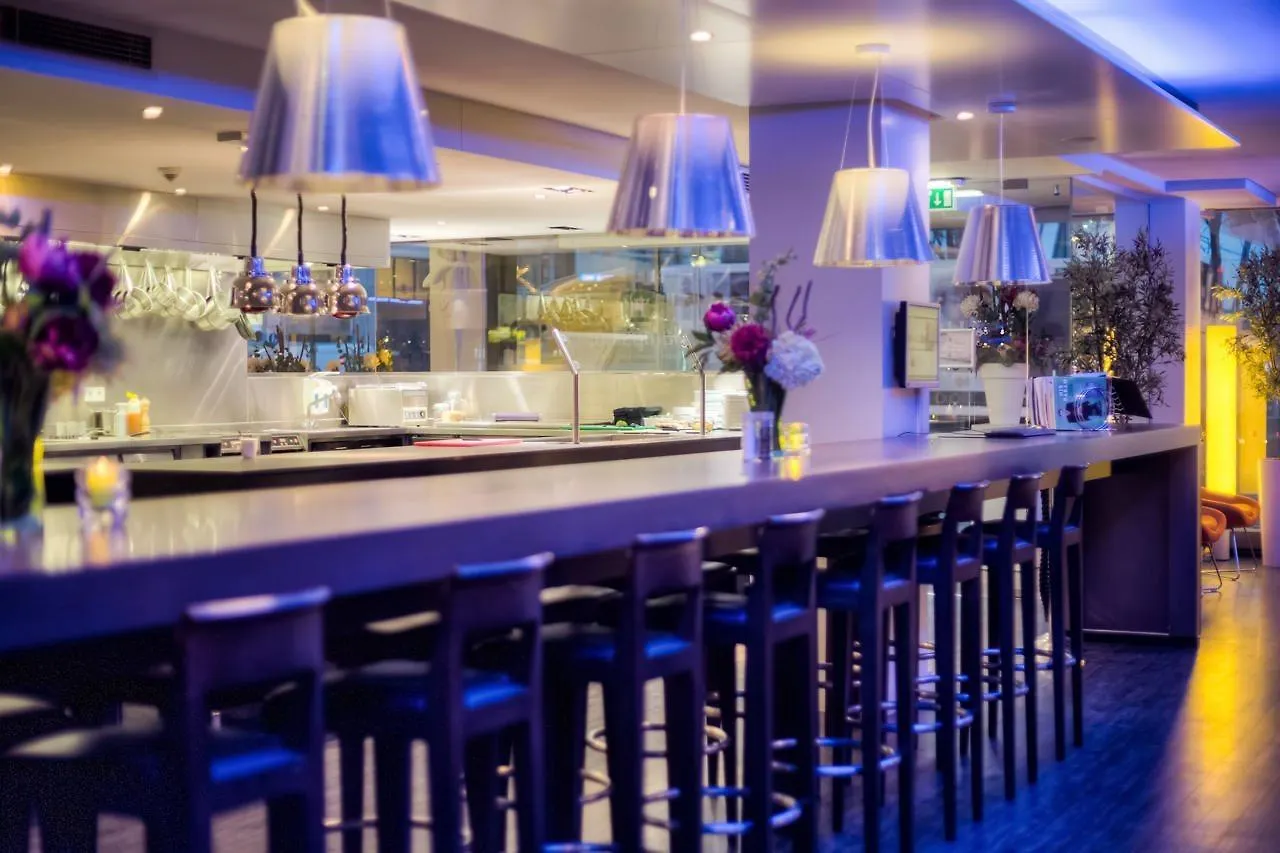 Crown Hotel Eindhoven Centre