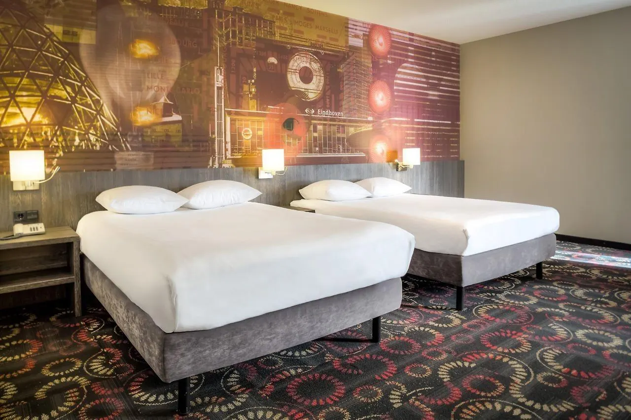 Crown Hotel Eindhoven Centre
