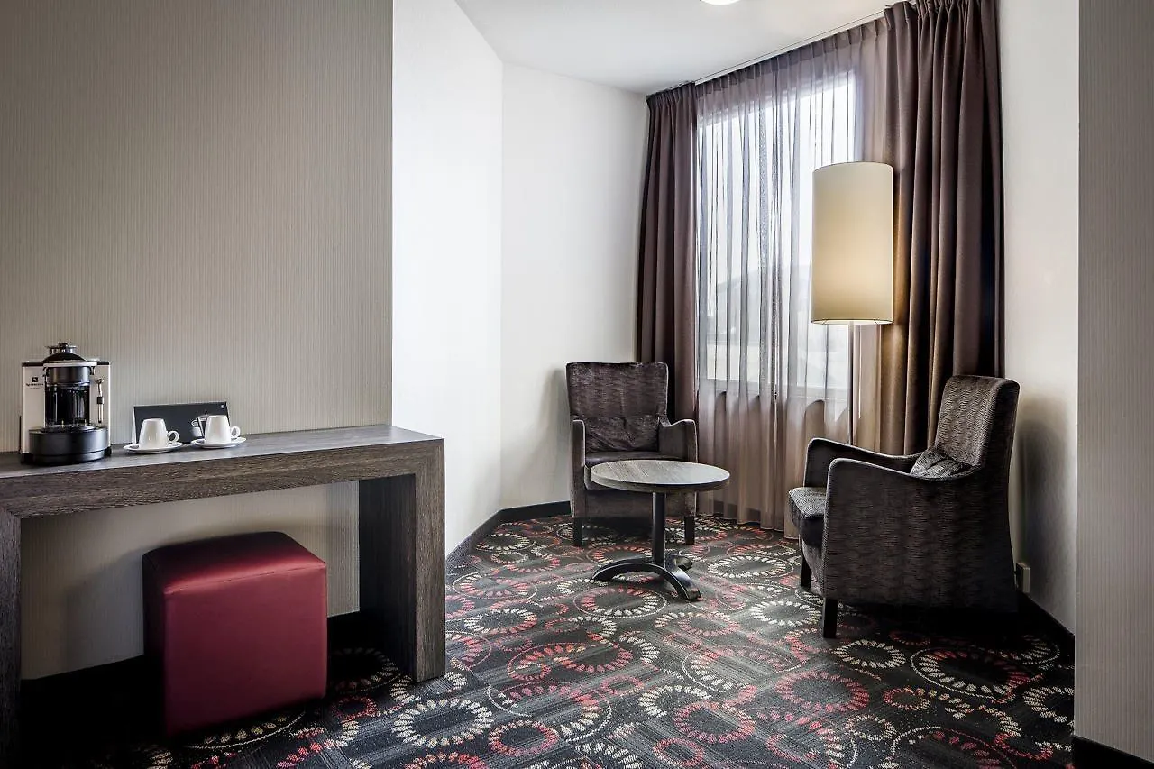 Crown Hotel Eindhoven Centre 4*,  Nederland