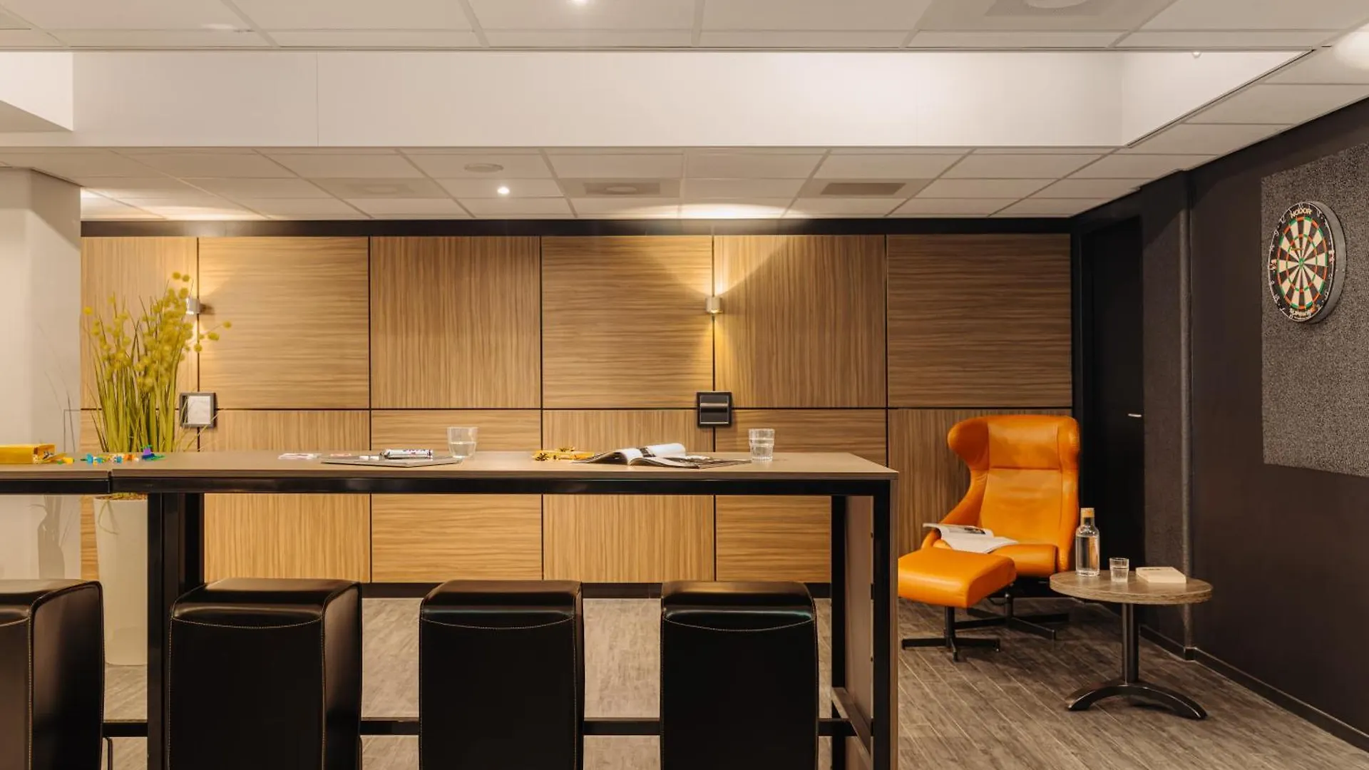 Crown Hotel Eindhoven Centre