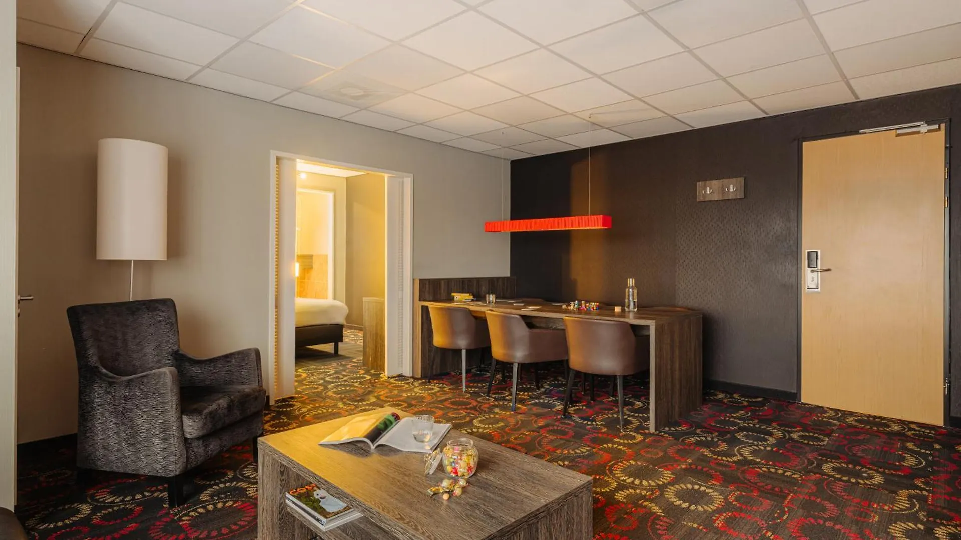 Crown Hotel Eindhoven Centre